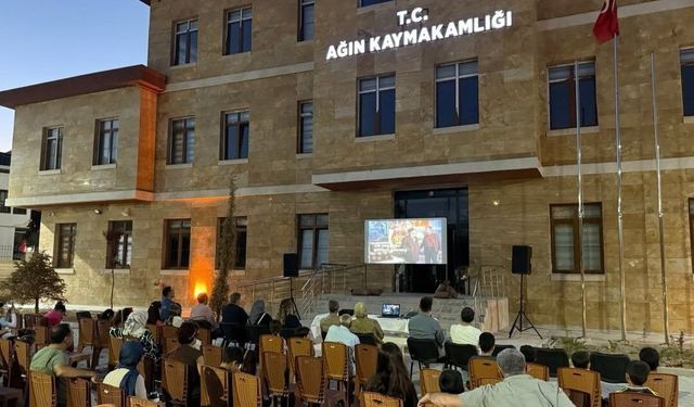 Elazığ'da açık hava sineması etkinliği
