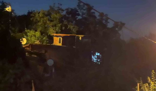 Eski eşini ve çocuğunu pompalı tüfekle öldürüp intihar etti