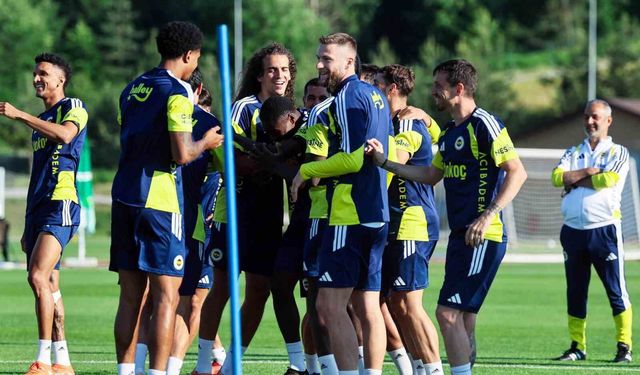 Fenerbahçe, önce salonda sonra sahada çalıştı