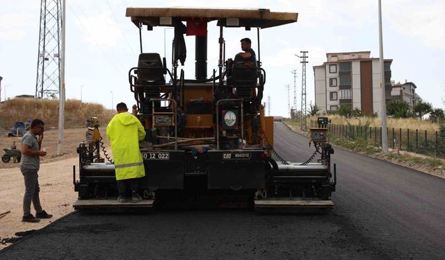 Gölbaşı Caddesi yeni yüzüne kavuştu