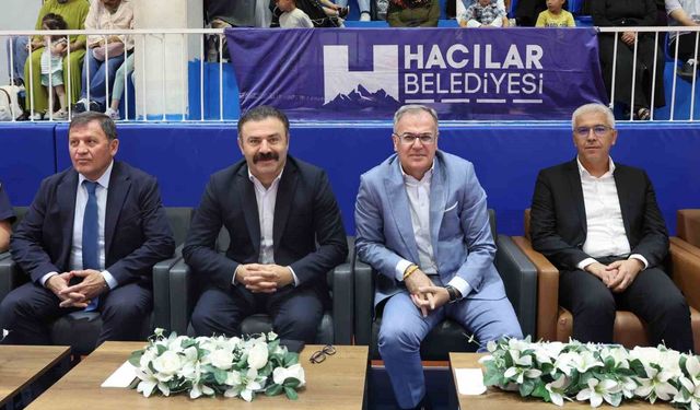 Hacılar'da yaz spor okulları coşkuyla açıldı