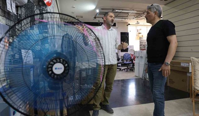 Havaların ısınmasıyla, vatandaşlar klima ve vantilatörlere yöneldi