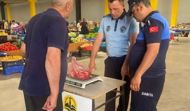 Kapalı halk pazarı otoparkı hizmete açıldı