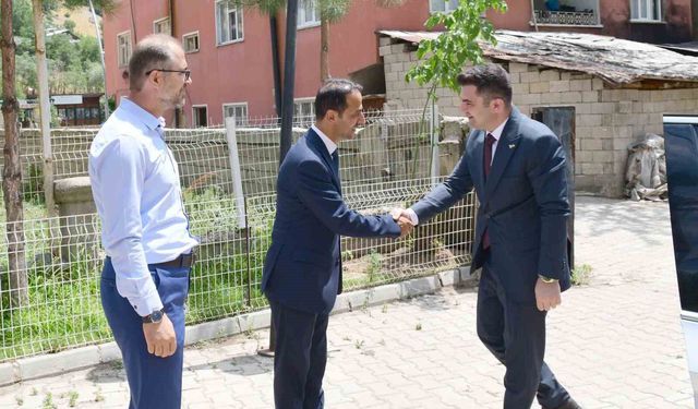 Kaymakam Abdullah Sarı'dan İlçe Millî Eğitim Müdürlüğüne ziyaret