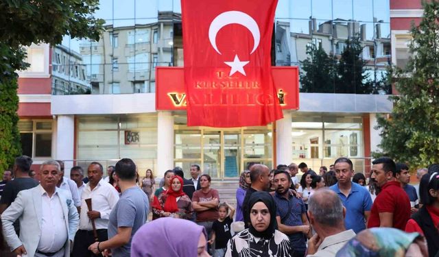 Kırşehirliler 15 Temmuz'un 10. yılında Cacabey Meydanı'nda buluştu