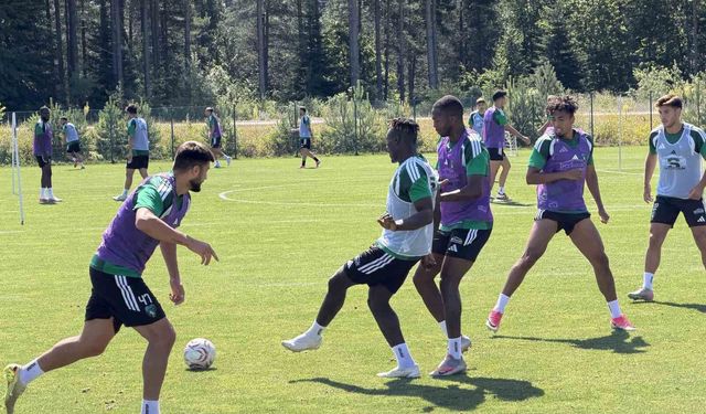 Kocaelispor, Topuk Yaylası'nda yeni sezon hazırlıklarını sürdürüyor