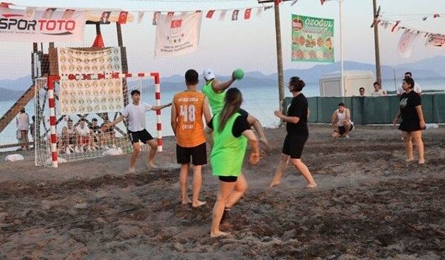 Köyceğiz Plaj Hentbolu Turnuvası gösteri maçı ile başladı