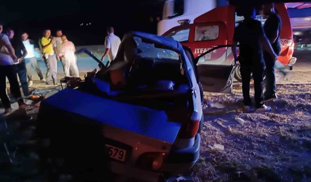 Malatya'da minibüs ile otomobil çarpıştı: 1 ölü, 1 yaralı