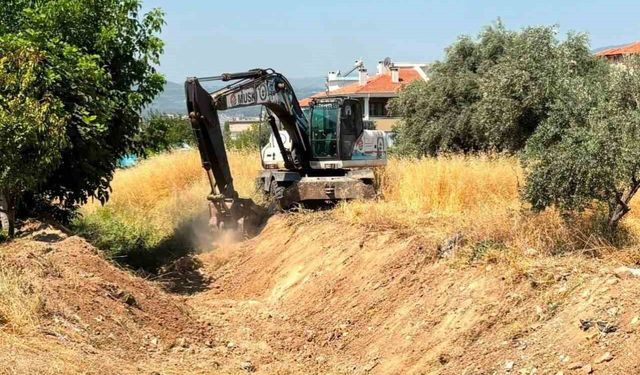 MUSKİ'den Yatağan'da dere temizliği