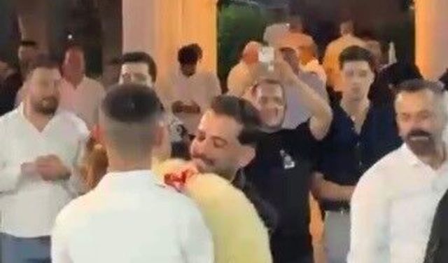 Osmaniye'de takı törenine kuzuyla geldi, damada hediye etti