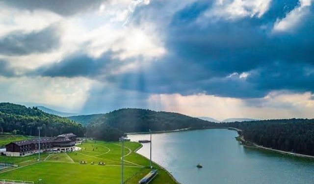 Profesyonel futbol kulüpleri yeni sezon kampı için Düzce'yi tercih ediyor