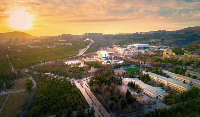 Rektör Göktaş öğrencileri Fırat Üniversitesi'ne davet etti
