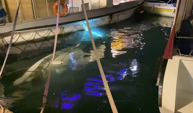 Sinop'ta tekne sulara gömüldü