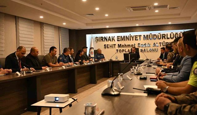 Şırnak'ta güvenlik zirvesi: Huzur için yeni yol haritası belirlendi