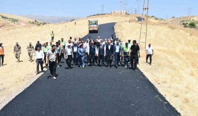 Şırnak'ta köy yollarında asfalt seferberliği: 2026'da 150 kilometrelik yol ağı yenileniyor