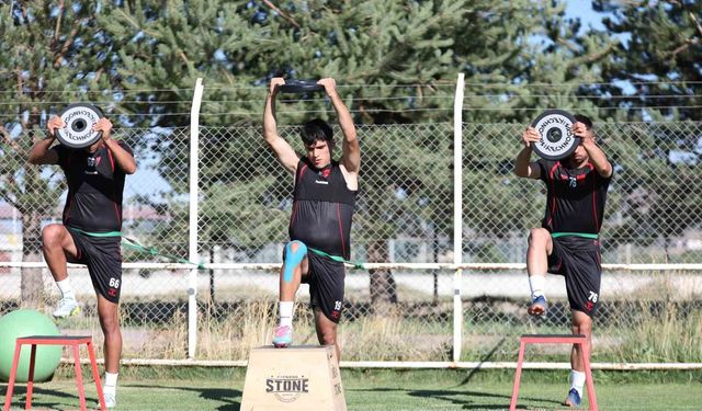 Sivasspor'da yeni sezon hazırlıkları tam gaz