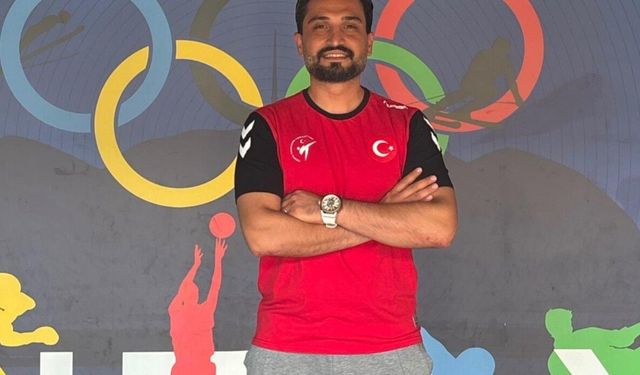 Taekwondo antrenörü Türkoğlu'na milli görev