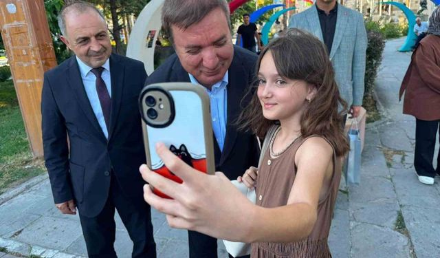 Vali Aydoğdu, Ordu ve Halitpaşa Caddesi'nde esnafla buluştu