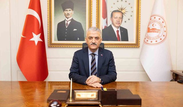 Vali Makas '15 Temmuz çıplak ellerle ihanete dur denilen gündür'