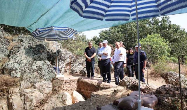 Vali Toraman, İnkaya Mağarası kazı alanında incelemelerde bulundu