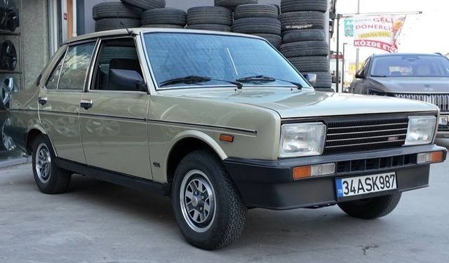 40 yıldır açmadığı kaseti ve hayalini kurduğu 1987 model otomobili hayranı olduğu Cengiz Kurtoğlu'yla buluşturdu