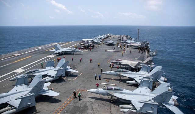 ABD, USS George Washington uçak gemisini Orta Doğu'ya konuşlandırdı