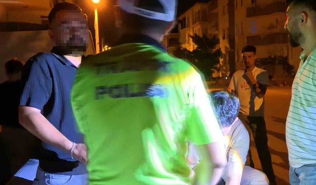Aksaray'da polis ile vatandaşın kaçak sürücü ve araç polemiği kamerada