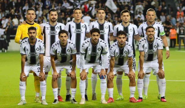Altay, kayyımla karşı karşıya