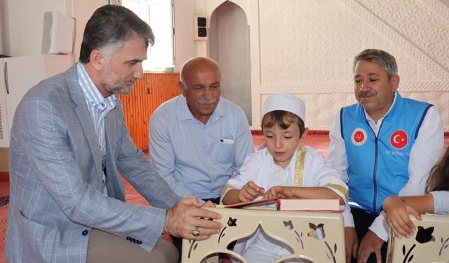 Amasya'da 9 yaşındaki otizmli Asilhan, Kur'an-ı Kerim okumayı öğrendi