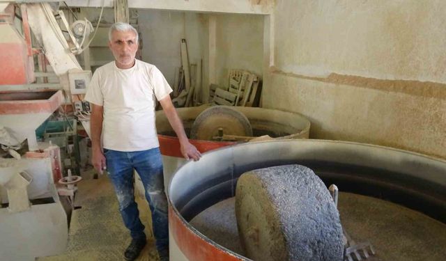 Asırlık değirmen geleneği teknolojiye rağmen yaşatılıyor