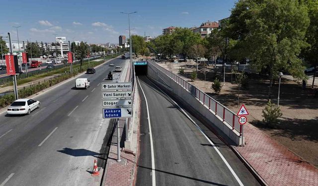 Başkan Büyükkılıç: 'DSİ-Yeni Sanayi Katlı Kavşağı Kayseri'mize hayırlı, uğurlu olsun'