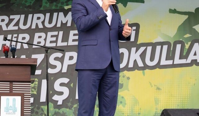 Başkan Sekmen: 'Gençliğe yapılan yatırım, geleceğe yapılan yatırımdır'