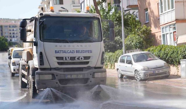 Battalgazi'de temizlik çalışmaları sürüyor