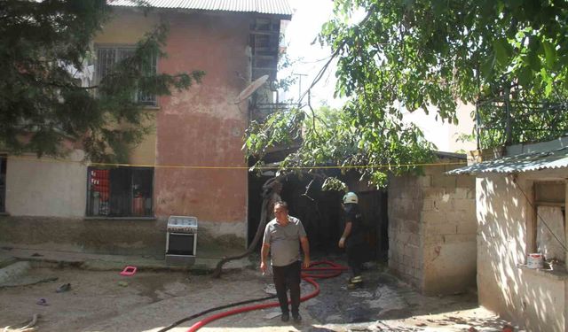 Beyşehir'de peş peşe çıkan iki ayrı yangın paniğe neden oldu