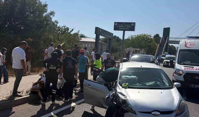 Bingöl'de trafik kazası: 4 yaralı