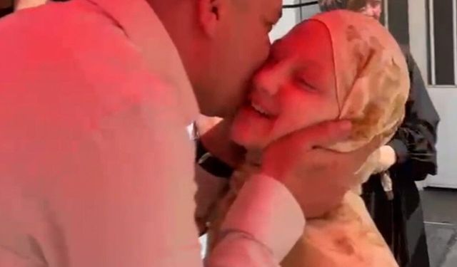 Bolu'da 12 yaşındaki kızdan babasına ağlatan 'hafızlık' sürprizi
