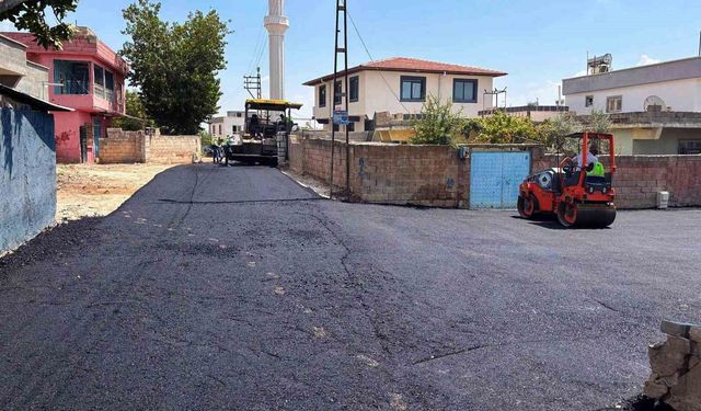 Büyükşehir'in Araban'da sıcak asfalt çalışması sürüyor