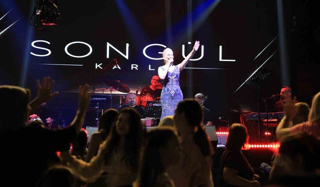 Çameli Festivalinde Songül Karlı rüzgarı