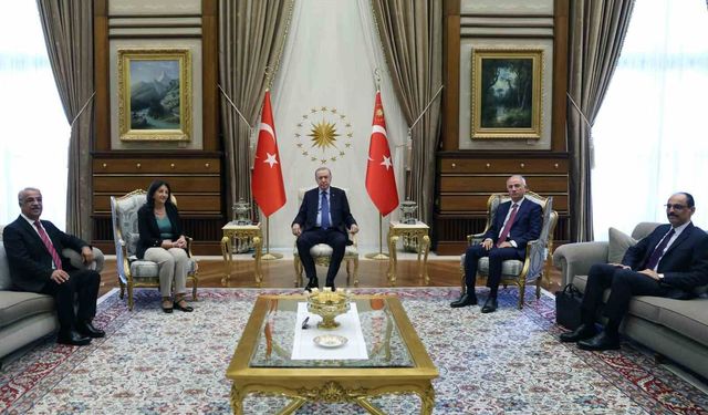 Cumhurbaşkanı Erdoğan DEM Parti heyetini kabul etti