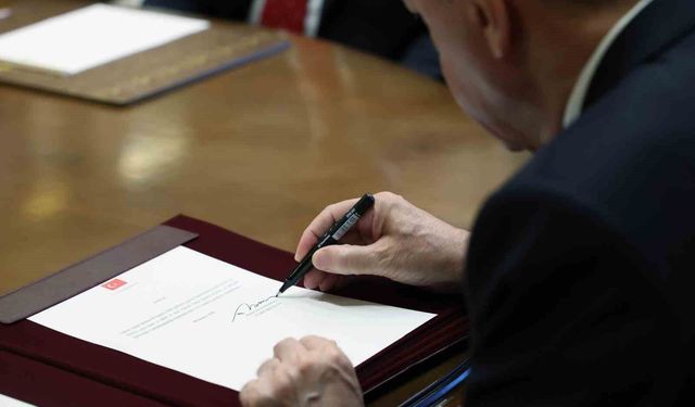 Cumhurbaşkanı Erdoğan: 'Yüksek Askerî Şûrada aldığımız kararlar ülkemiz, milletimiz ve kahraman ordumuz için hayırlara vesile olsun'