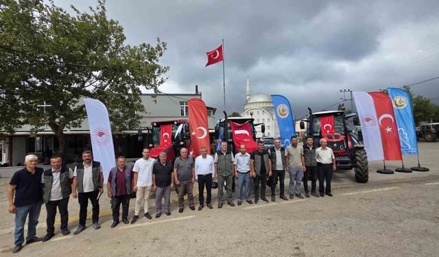 Dedeoba'da ORKÖY desteğiyle 3 traktör hak sahiplerine teslim edildi