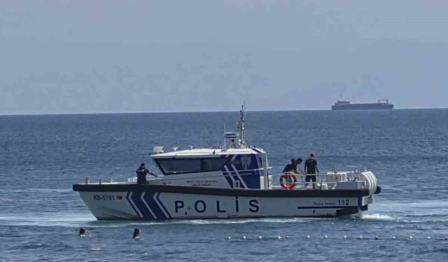 'Denizde 5 kişi kayboldu' ihbarı ekipleri harekete geçirdi