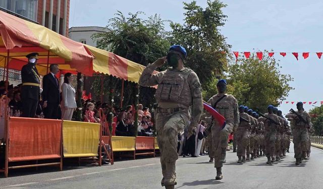 Edirne'de 104 yıllık zaferin gururu Mehmetçikle yeniden yaşandı