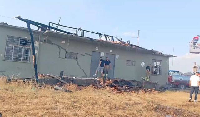 Edirne'de anız yangını ormana sıçradı: 4 helikopter ve 10 arazöz seferber oldu