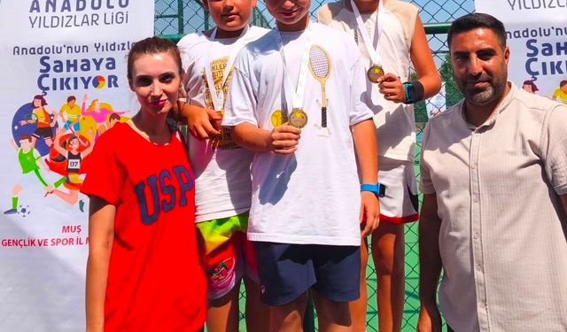 Elazığ tenis takımı finale yükseldi