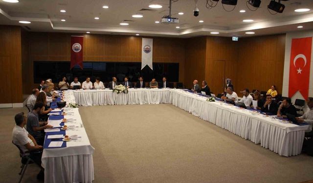 Elazığ'da sağlık hizmetleri değerlendirildi