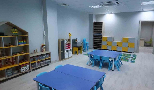 Elmalı kreş ve gündüz bakımevi açıldı