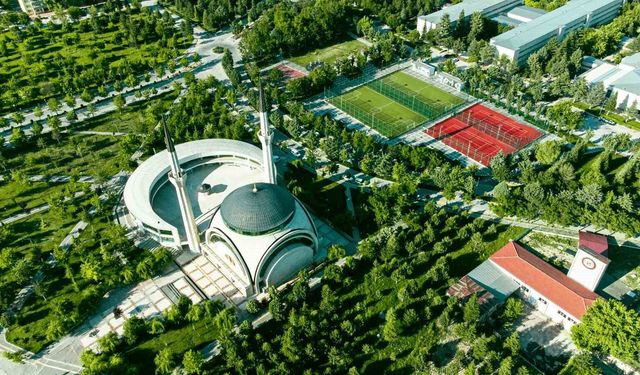 Fırat Üniversitesi Rektörü Prof. Dr. Göktaş'tan aday öğrencilere davet