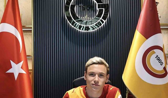 Galatasaray, Aleksey Batrakov ile 5 yıllık sözleşme imzaladı