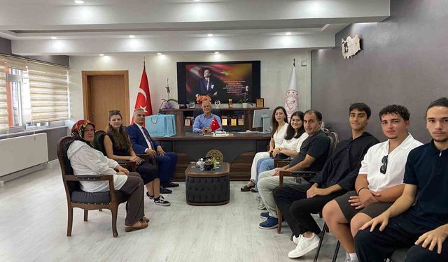 İbrahim Süheyla İzmirli Fen Lisesi'nden YKS'de büyük başarı